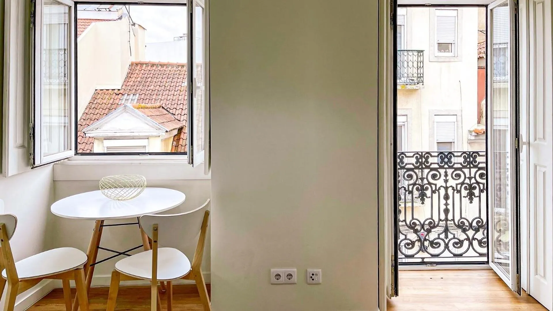 Charming Studio Close To Lx Factory Lisbon