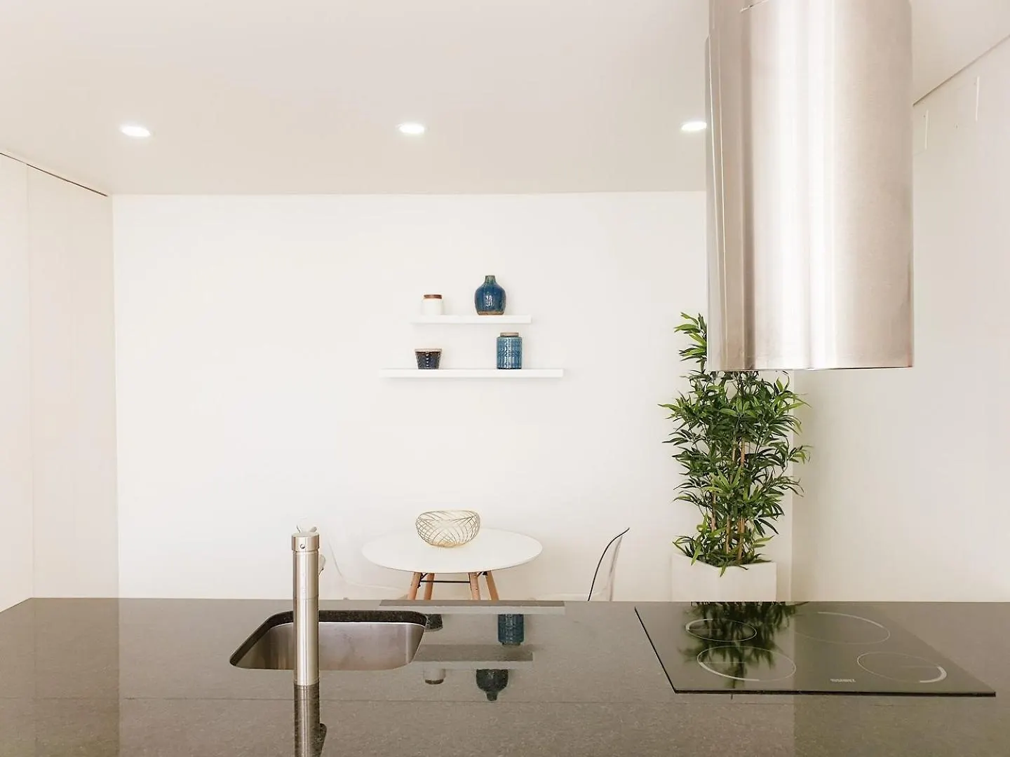 Apartment Charming Studio Close To Lx Factory Lisbon