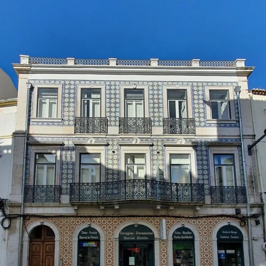 Charming Studio Close To Lx Factory Lisbon
